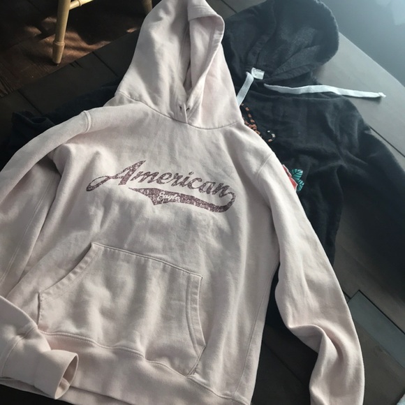 2 hooded Preowned sweatshirts - Picture 6 of 8